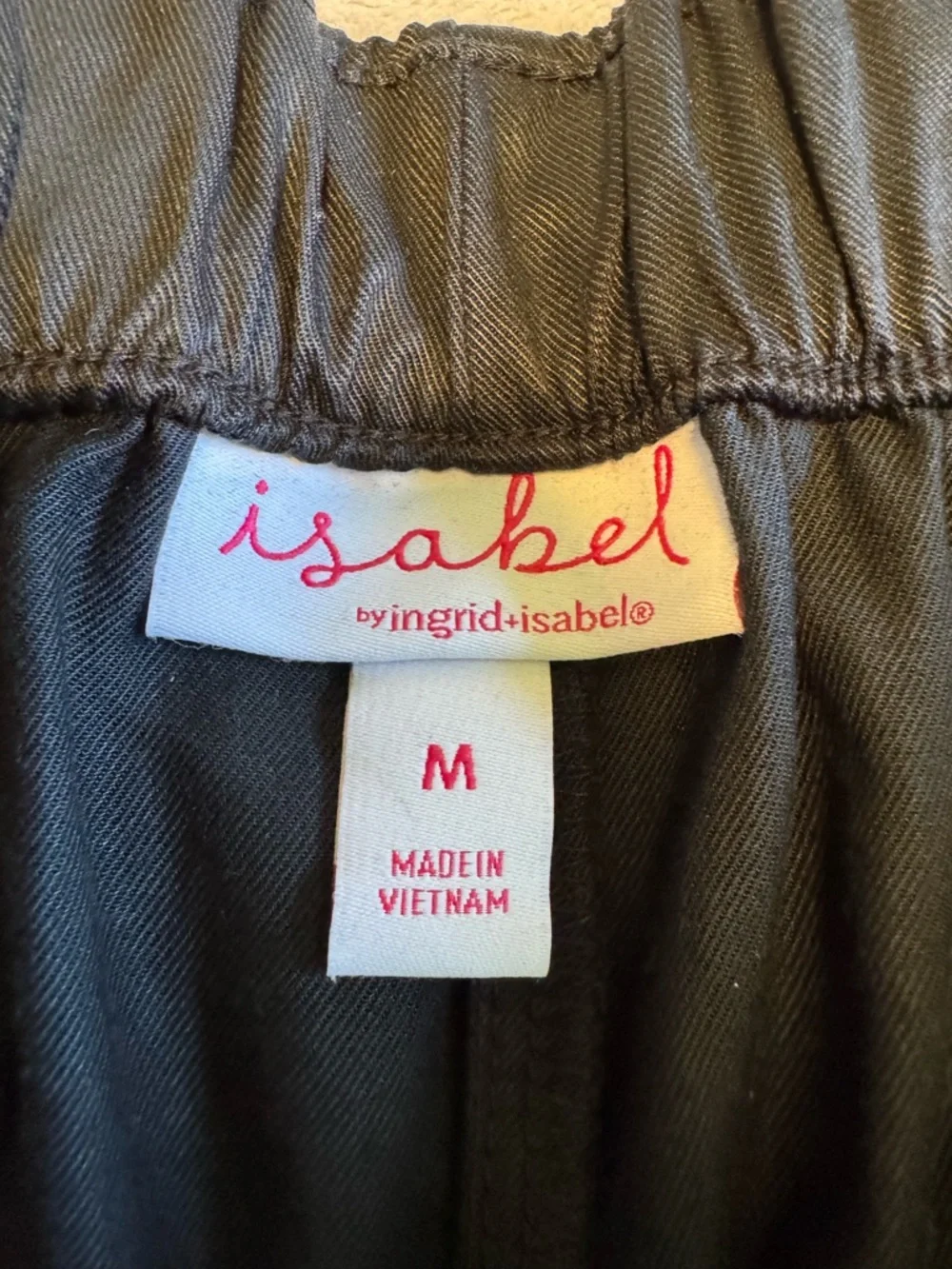 Isabel Maternity by Ingrid & Isabel Black Elastic Shorts Classic NWOT M - Picture 3 of 4